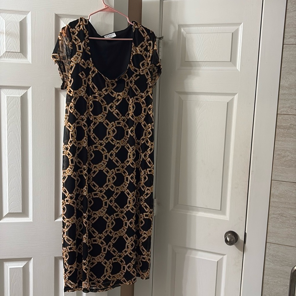 NWOT Black/Orange Chain Dress
